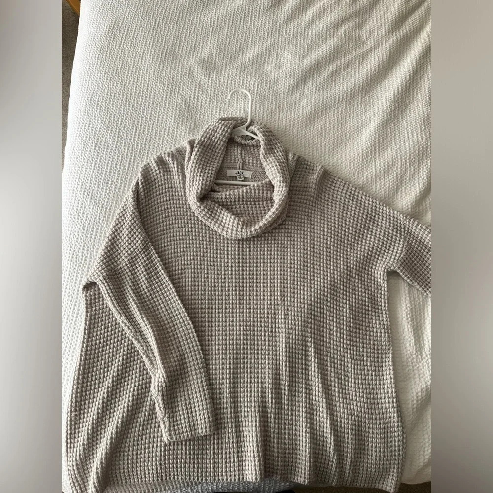 Jack by BB Dakota cowl neck sweater size small, lavender purple - Picture 2 of 3